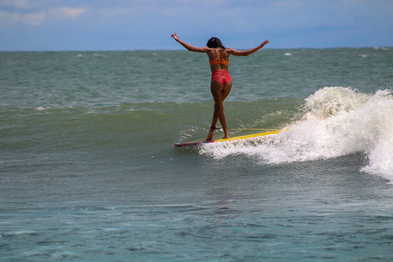 kara_patrick_panama_living_surf